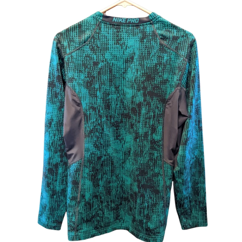 Nike Pro Fitted Men's  Long Sleeve Shirt Dri Fit Size Medium Workout Gym